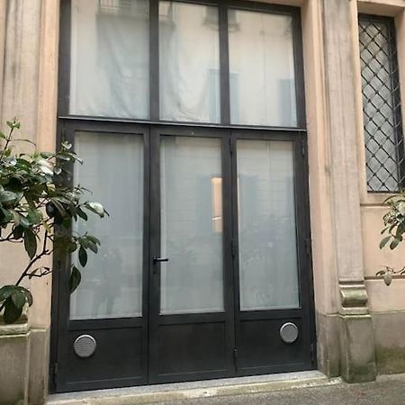 Appartamento Piccolo Loft Cadorna Milano Esterno foto